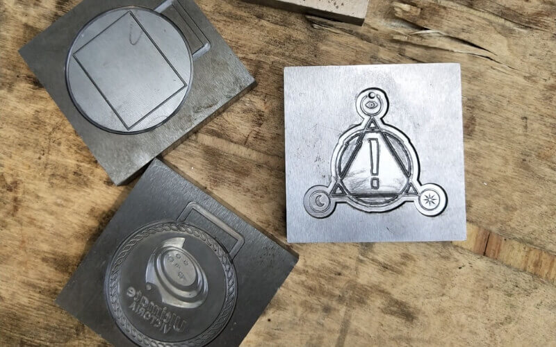 CNC Artwork & Mold Engraving