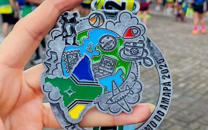 how to design a marathon medal cover