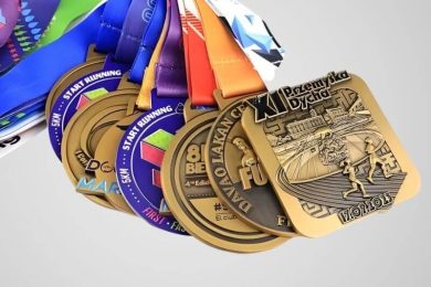 Die Struck Medals (4)